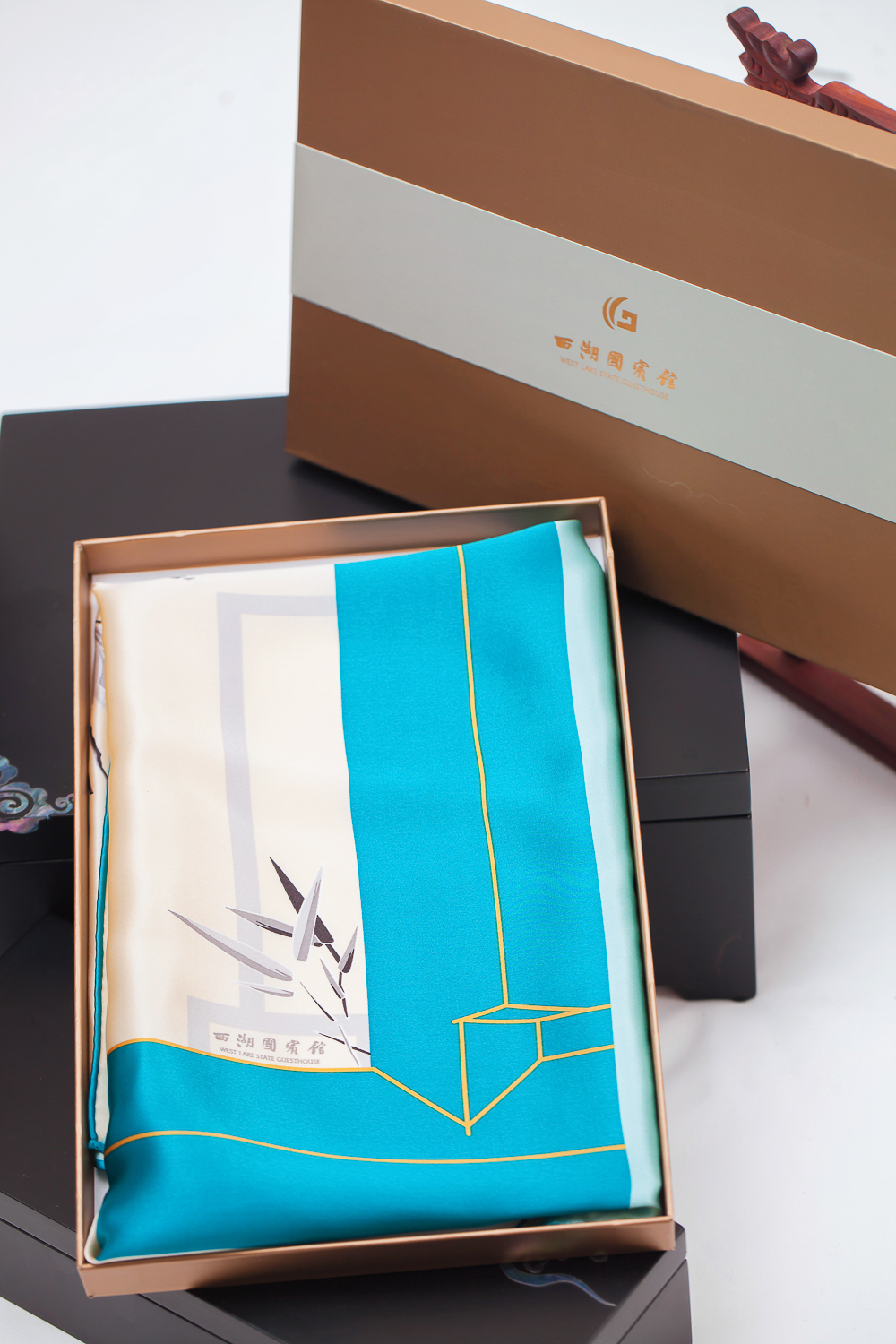 檐上春色(小方巾 水手蓝)